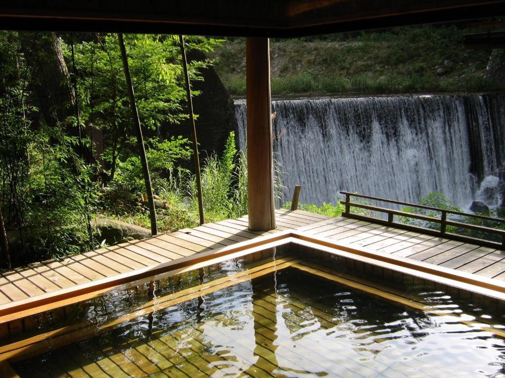 Hatago Higashiagatsuma Buitenkant foto