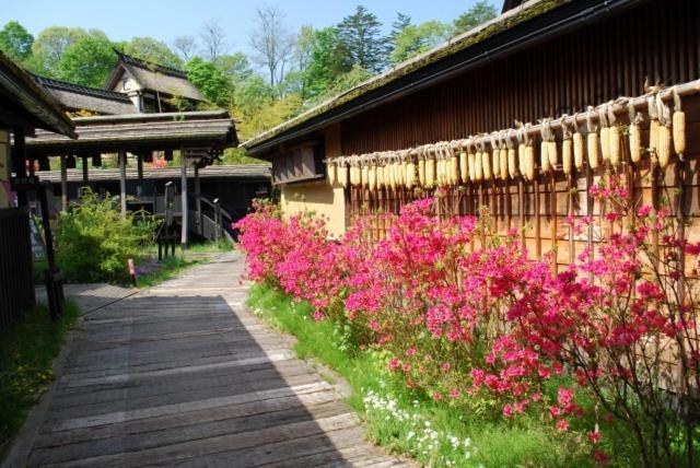 Hatago Higashiagatsuma Buitenkant foto